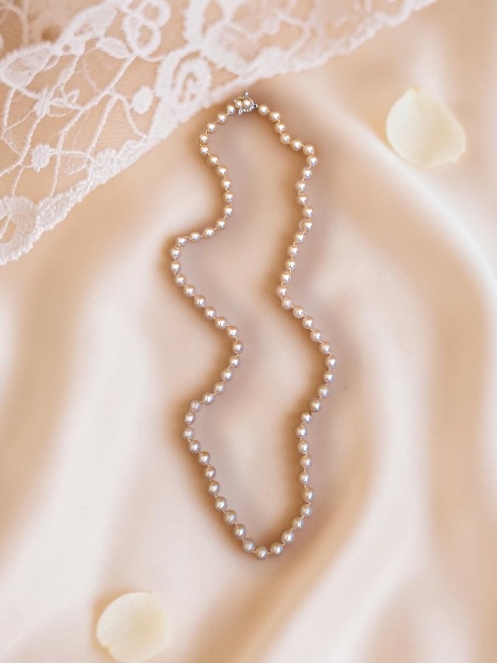 Vintage Faux Pearl Necklace